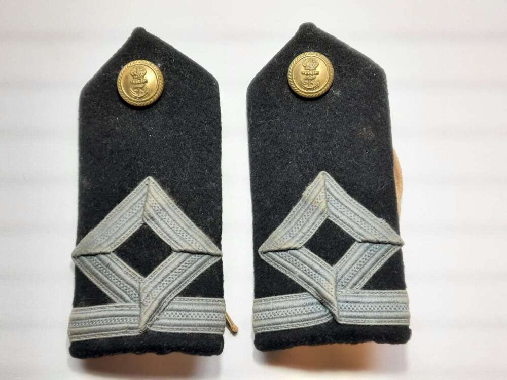 WW2 WRNS Sub-Lieutenant Epaulettes