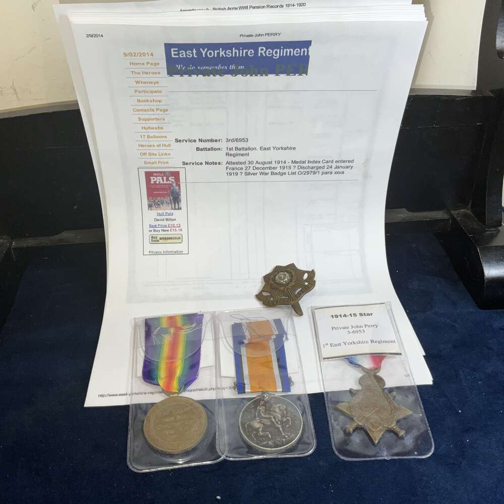 1WW BRITISH SOLDIERS MEDALS & PAPERS