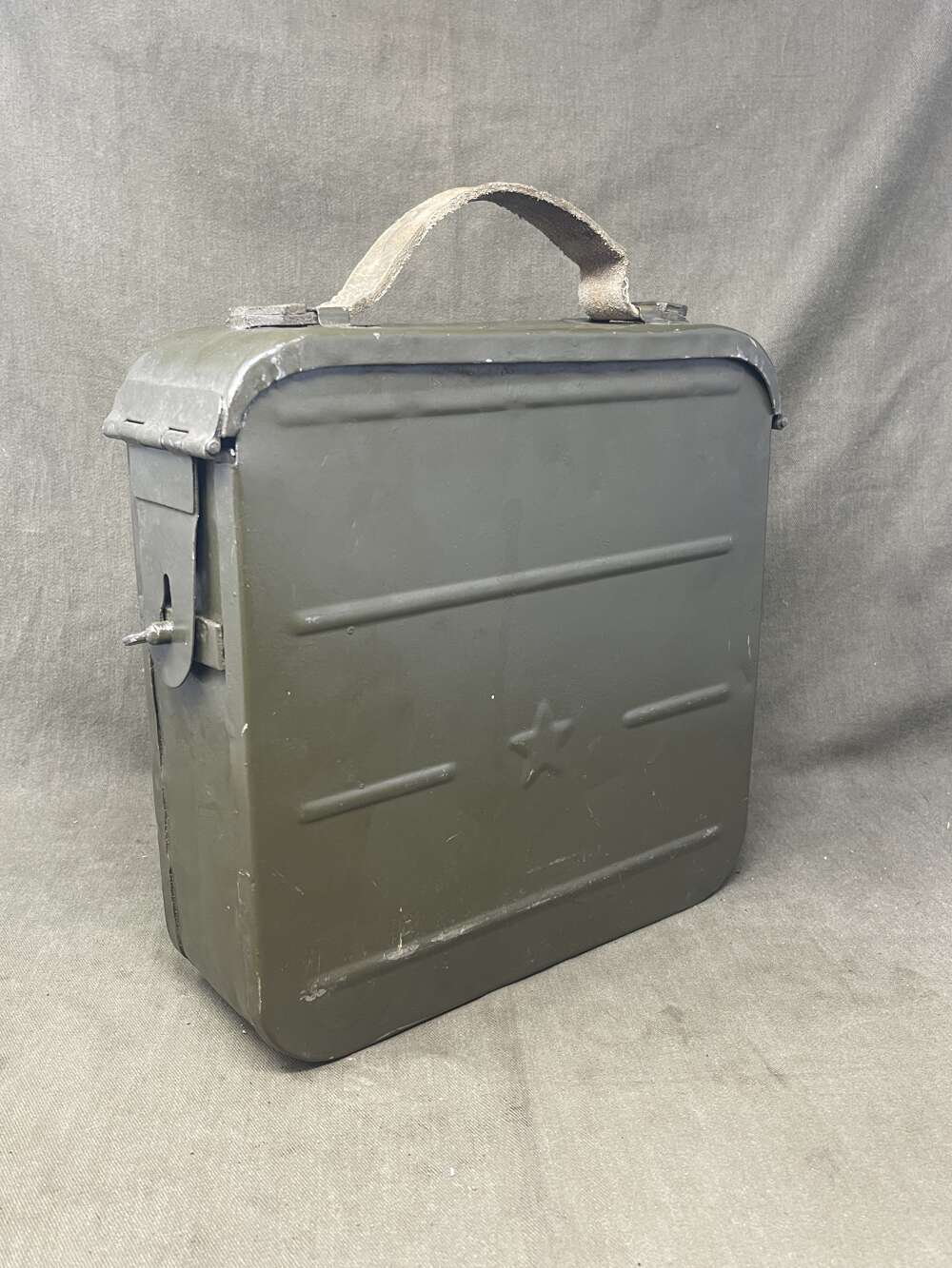 Original Russian Maxim Ammunition box . With 50 x INERT 7.62x54 Round