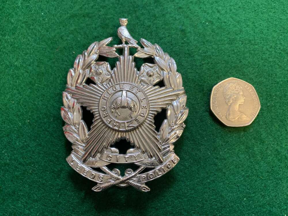 OBSOLETE LEEDS CITY POLICE BADGE free post UK.