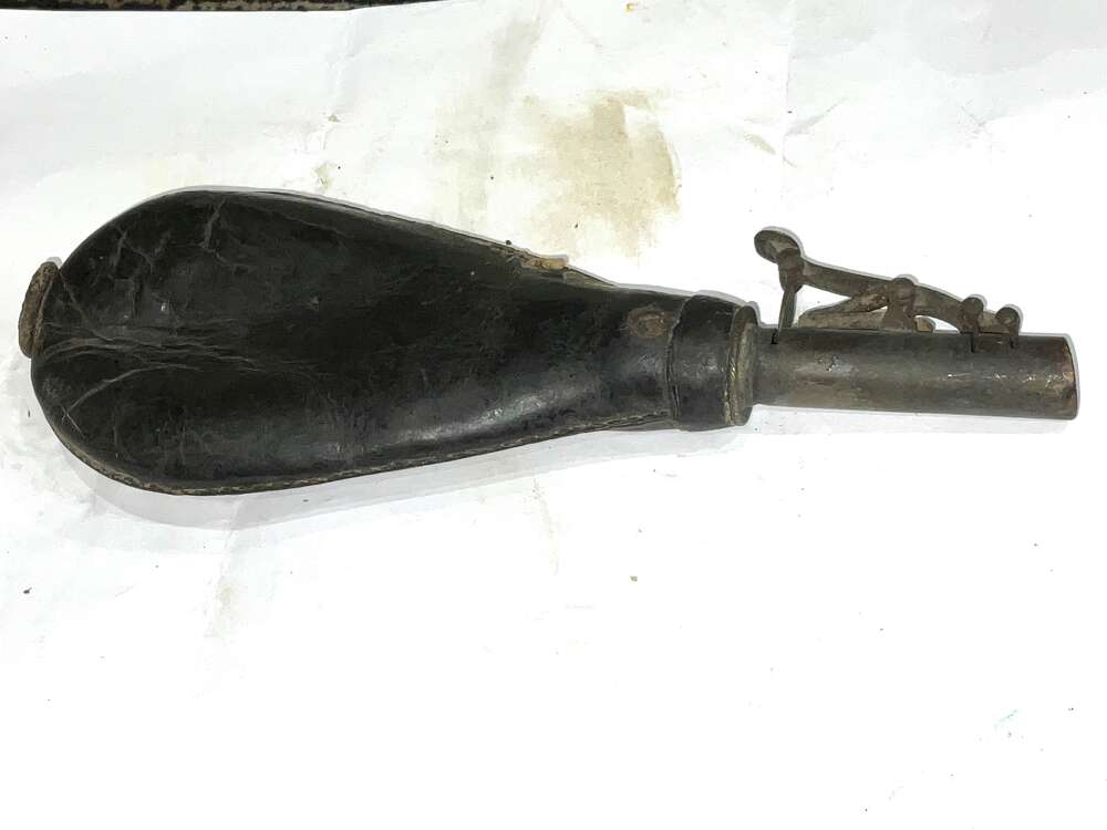 POWDER FLASK