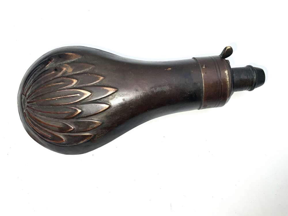 POWDER FLASK EARLY 19TH CENTURY.