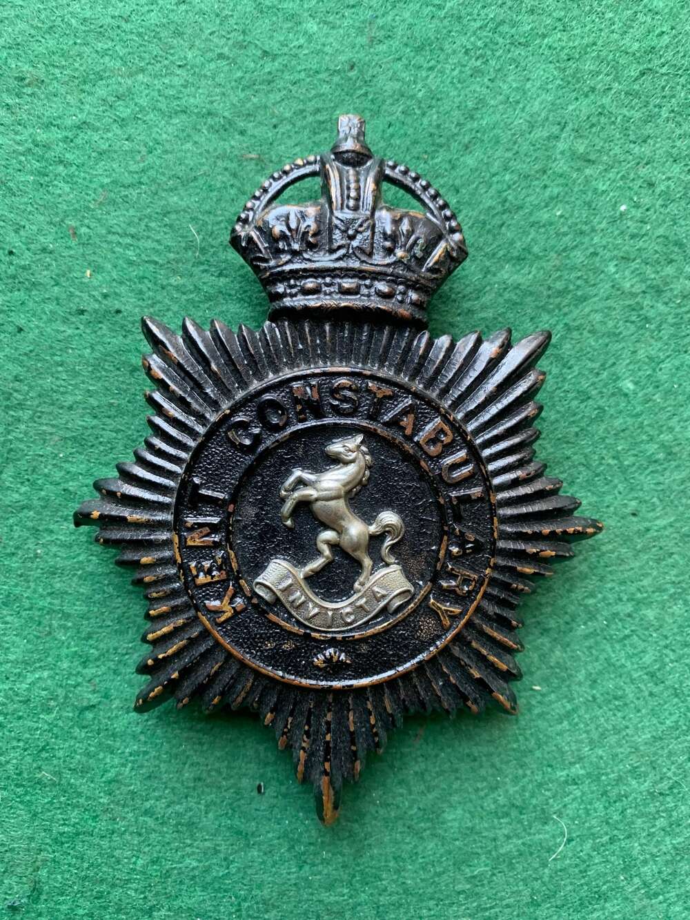 KINGS CROWN POLICE NIGHT TIME PLATE FOR KENT CONSTABULLARY free UK post