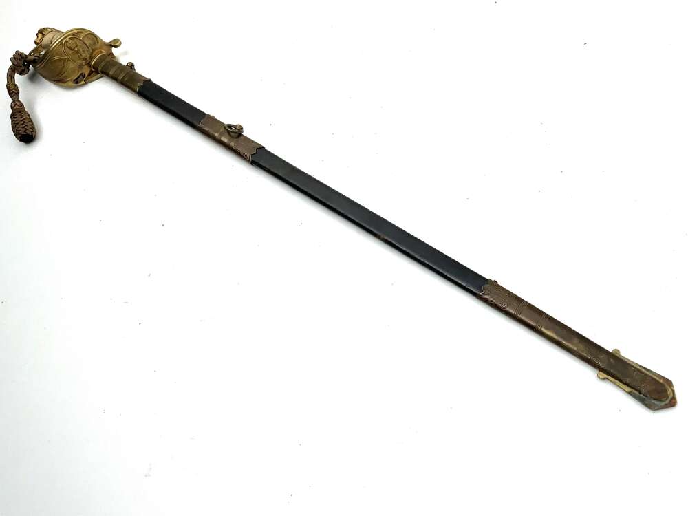 ER11 Royal Navy Officers Sword by Wilkinson Swords Ltd