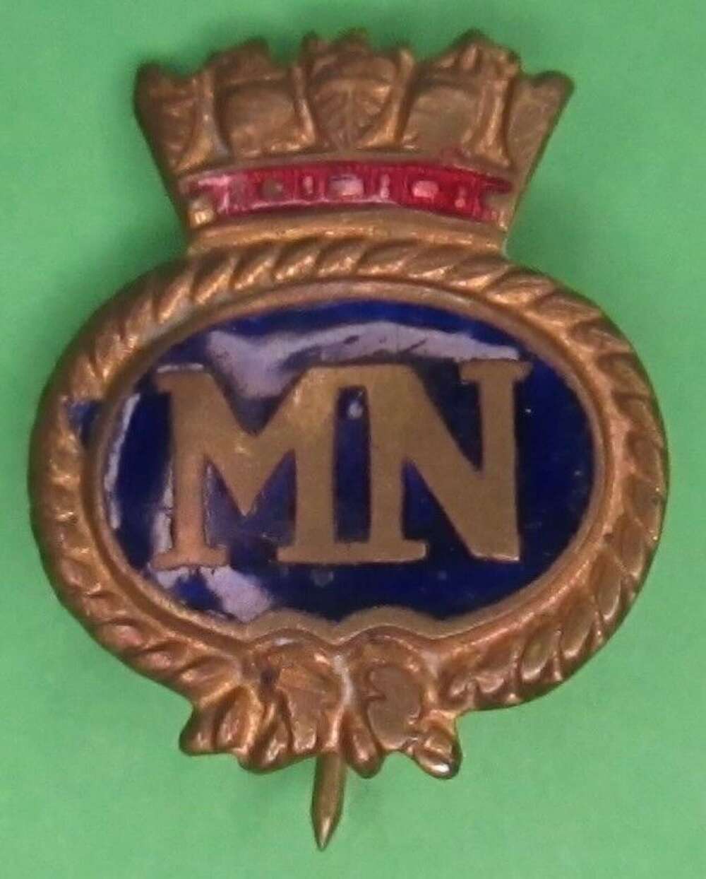 WWII PERIOD MERCHANT NAVY LAPEL BADGE