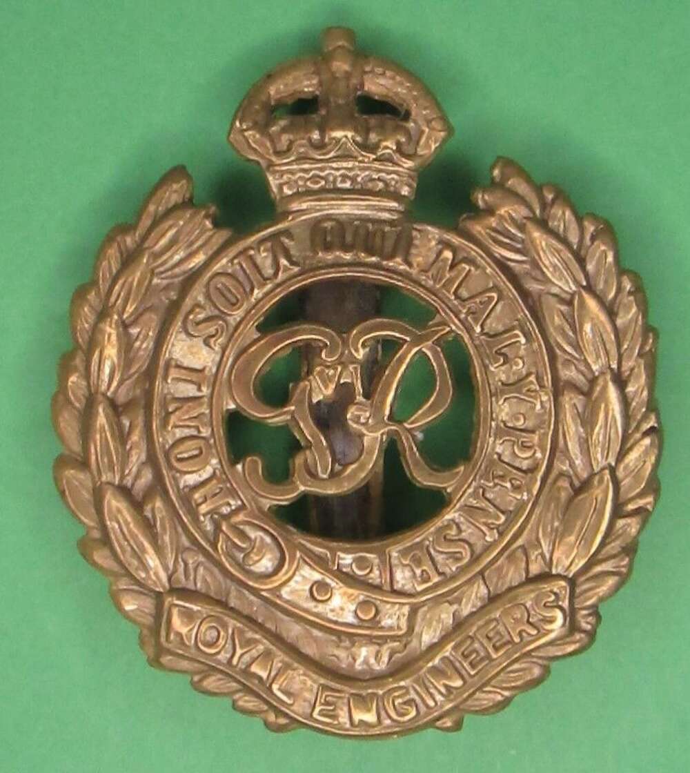 A WWII GVIR OTHER RANKS ROYAL ENGINEERS CAP BADGE
