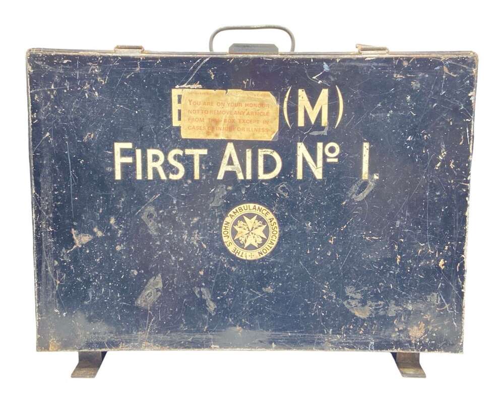 WW1 1915 Dated British Railways St John Ambulance Association First Aid Kit