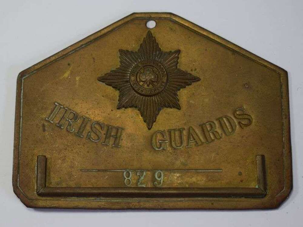 78) Early Pre WW1 Irish Guards Bed Plate Service no 829