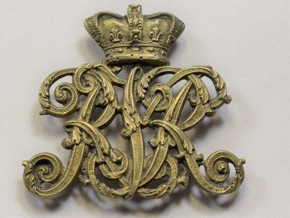 AAY) Very Nice Unidentified Original Victorian Helmet or Pouch Badge RKR?
