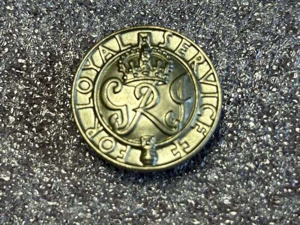 90) Good Clean Original WW2 The King&rsquo;s Badge Wound Badge
