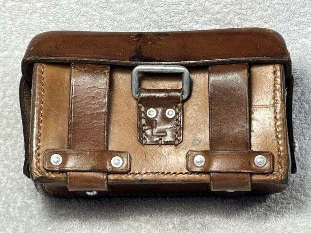 38) Excellent Original WW2 German Military Issue Medics Pouch In Brown Leather Dated 1940