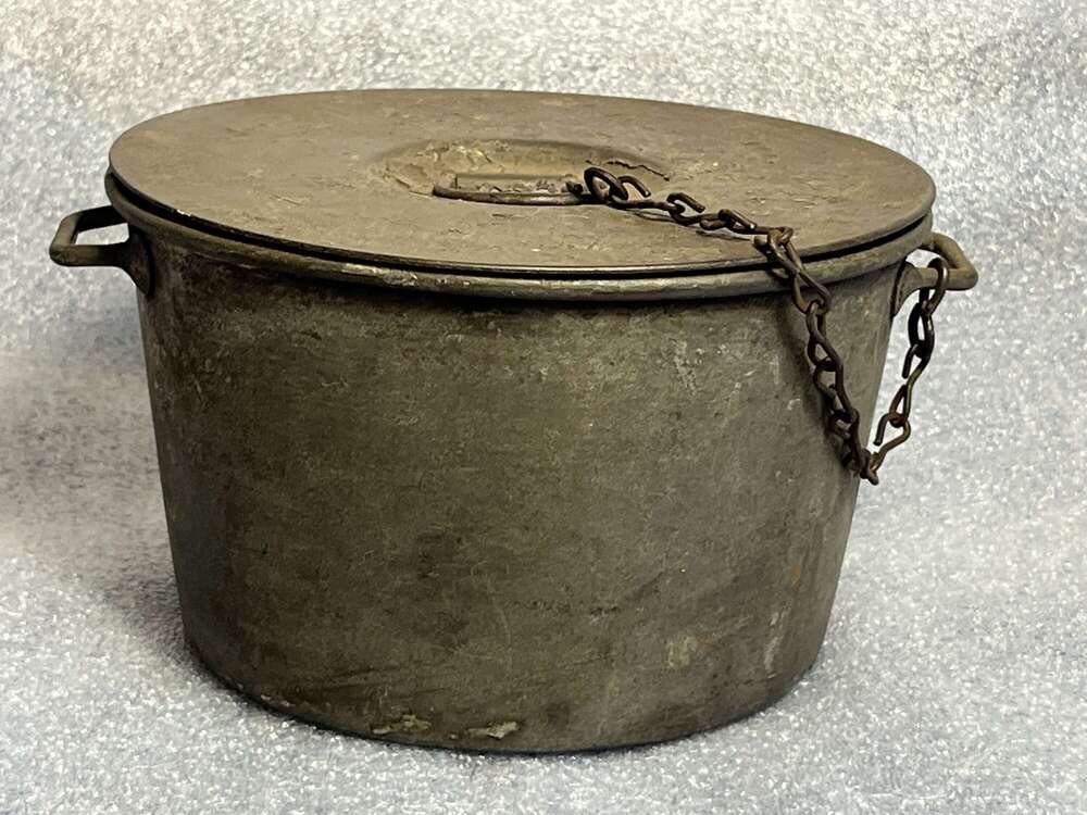 56) Excellent Original WW1 French Army Model 1852 Mess Tins