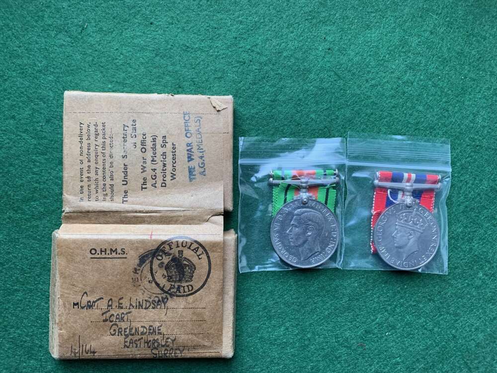 DEFENCE AND WAR MEDALS BOXED NAMED TO CPT LINDSAY