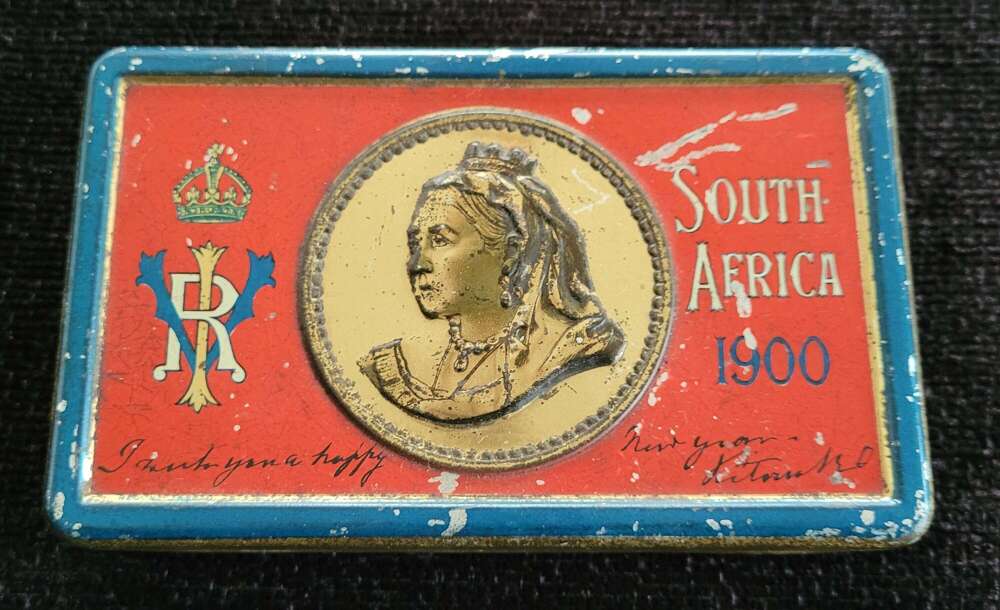1900 Boer War Queen Victoria Gift Tin With Contents