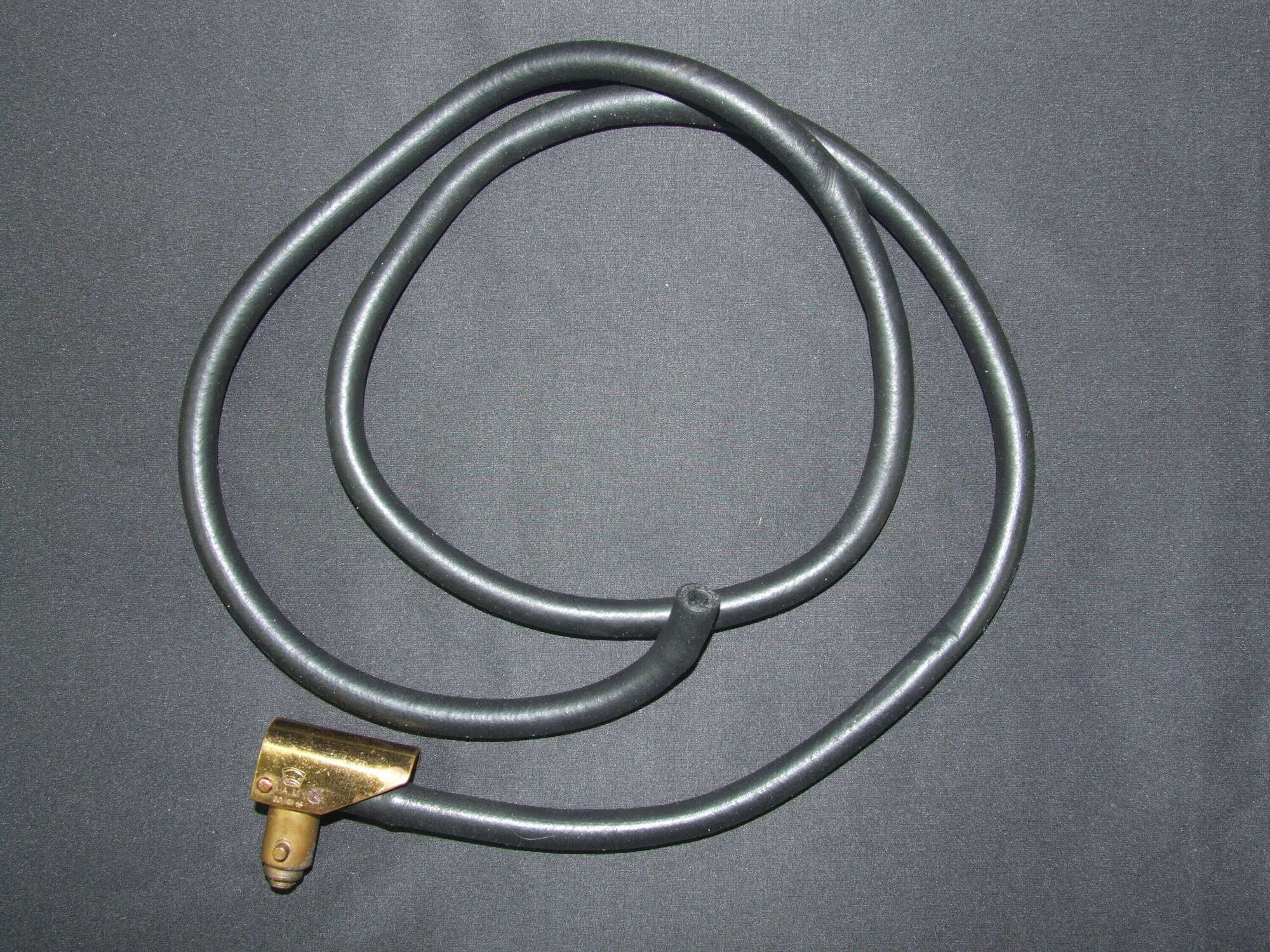 Oxygen Hose and Connector for the D Type Oxygen Mask